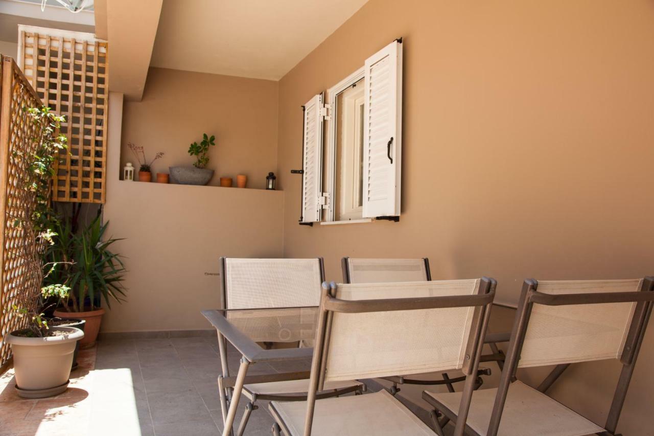 דירות ארגוסטולי Lithostroto Central Loft מראה חיצוני תמונה